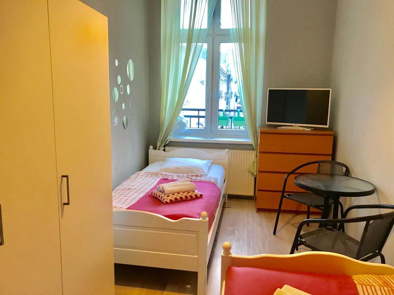 Fresco Suite & Rooms Lodz  Ngoại thất bức ảnh